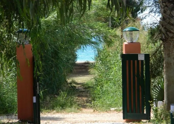 Stefania Sun Nikiti (Sithonia)